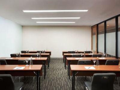 Four Points By Sheraton Jakarta Thamrin מראה חיצוני תמונה