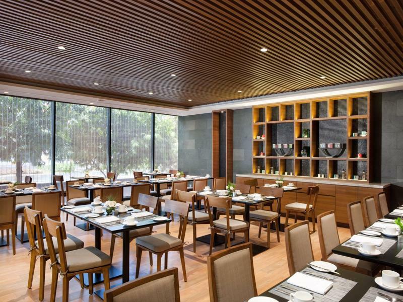 Four Points By Sheraton Jakarta Thamrin מראה חיצוני תמונה